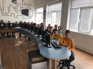 23191895_1869638513056136_1641211093_o